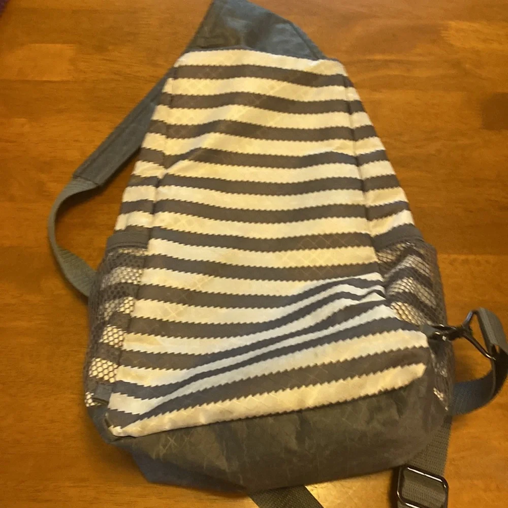 Thirty One Gray White Pink One Strap Crossbody Backpack GUC